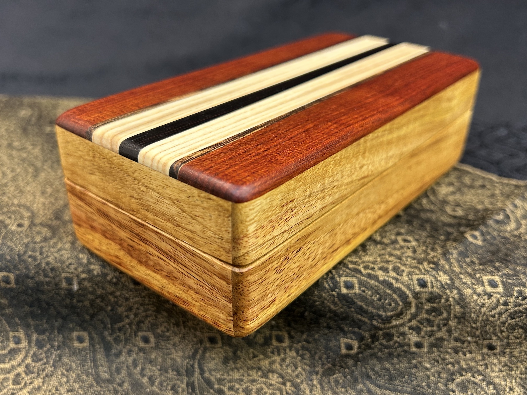 Classic: Yellow Tarara w/ 7-pc (Wenge, Ash, Caragana, Bloodwood) - Image 2