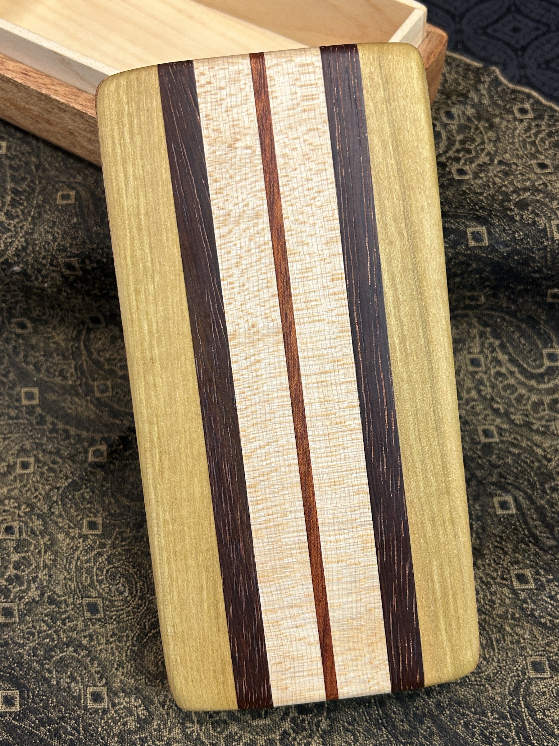 Classic: Mahogany w/ 7-pc (Bloodwood, Maple, Ironwood, Poplar)