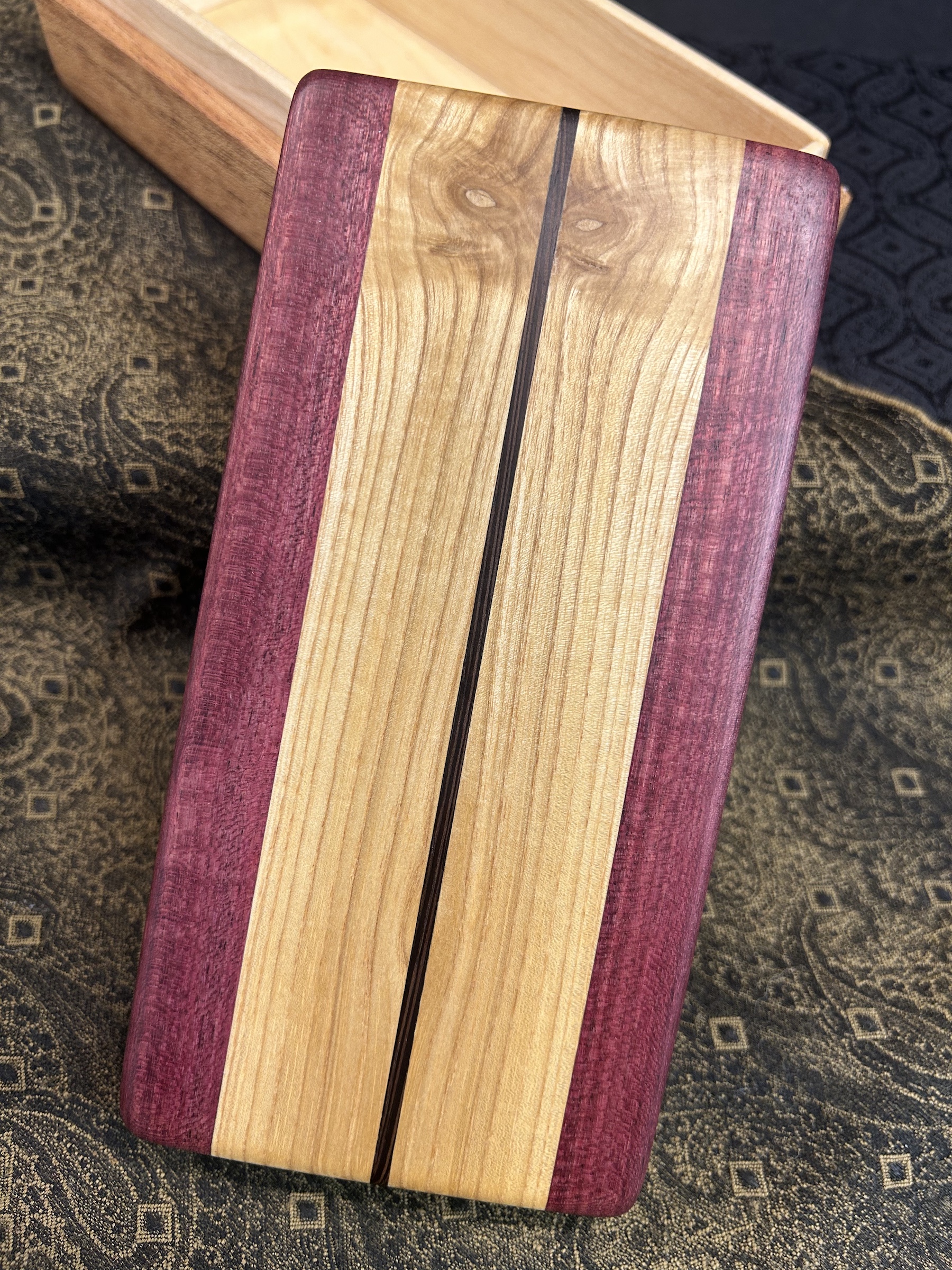 Classic: Mahogany w/ 5-pc (Wenge, Ash, Purple Heart)