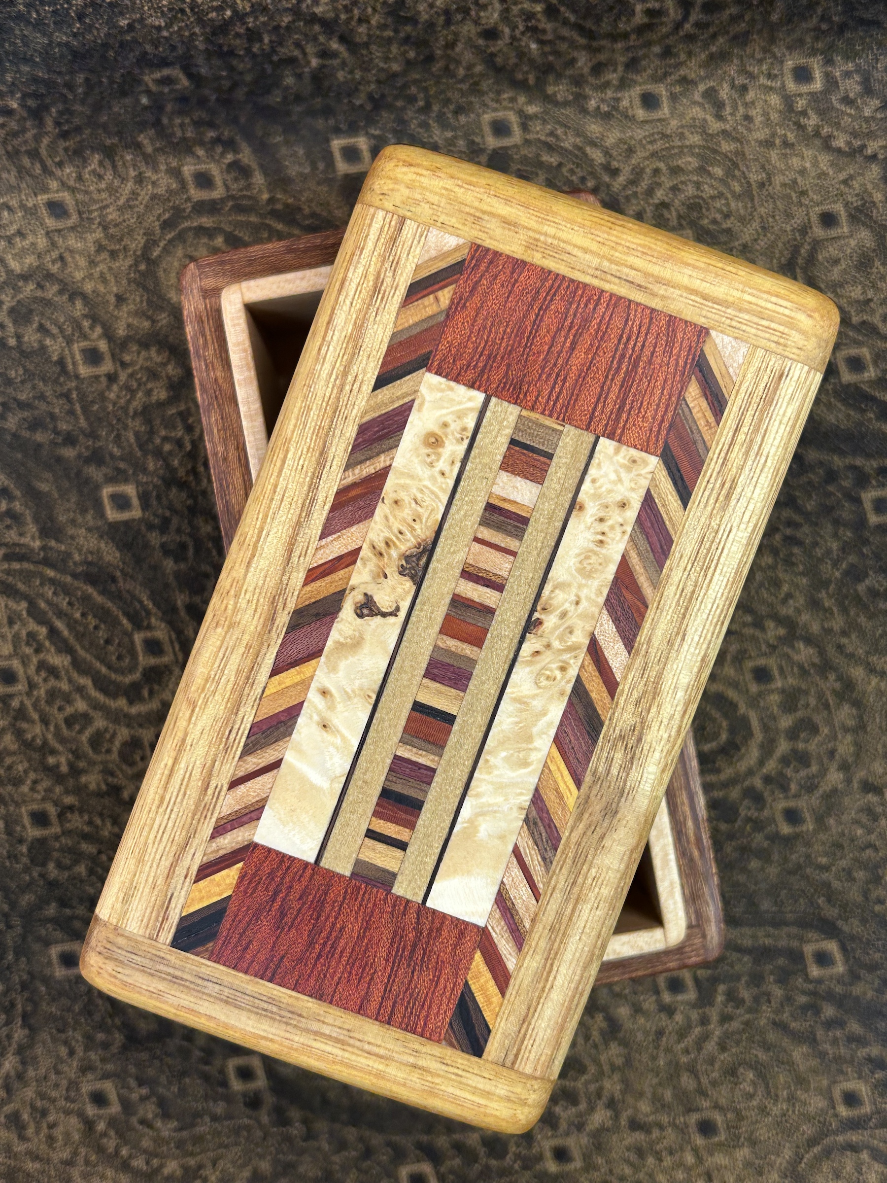 MINI box: Sapelle with 112-pc in Yellow Tarara