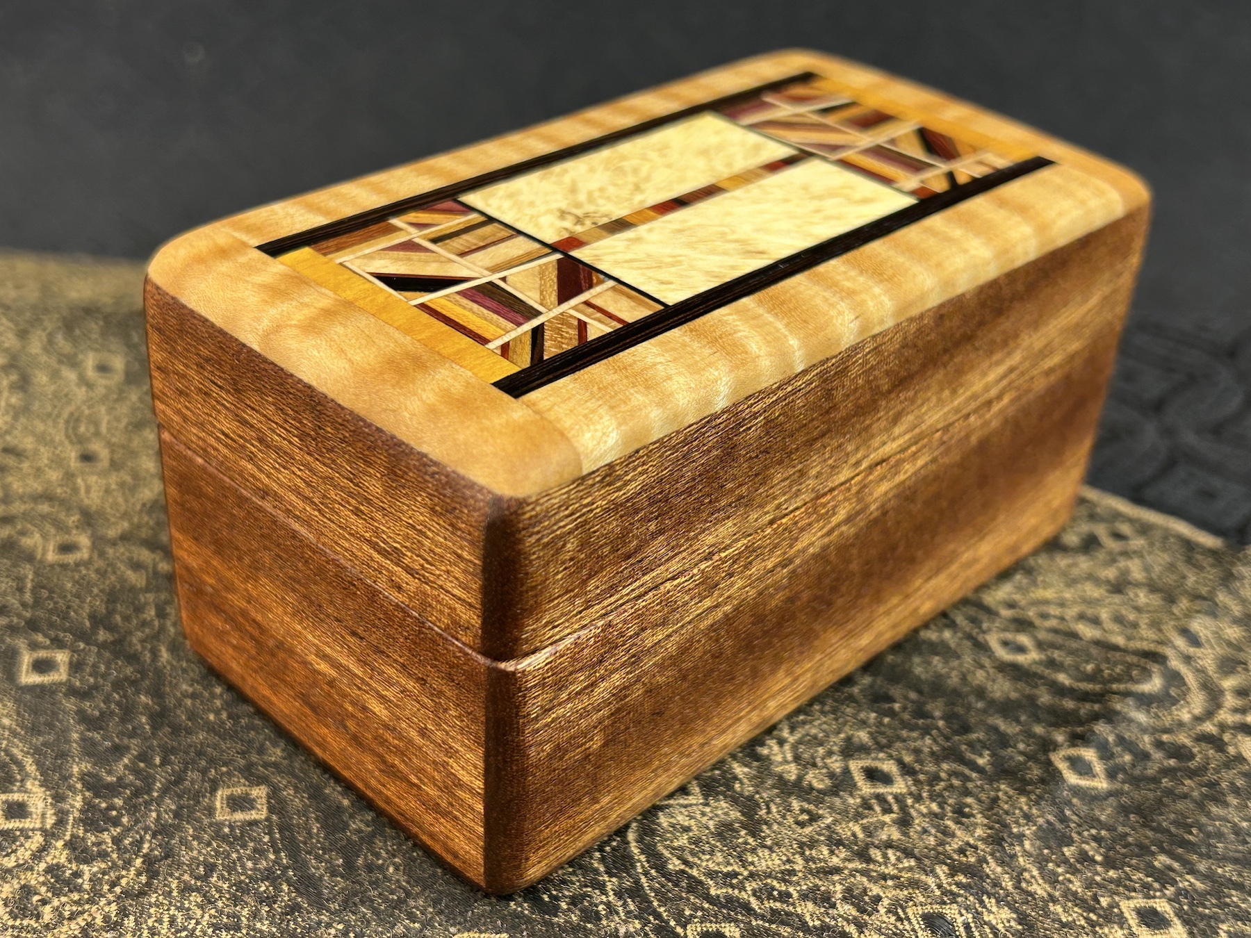 MINI box: Sapelle with 139-pc in Curly Cherry - Image 2