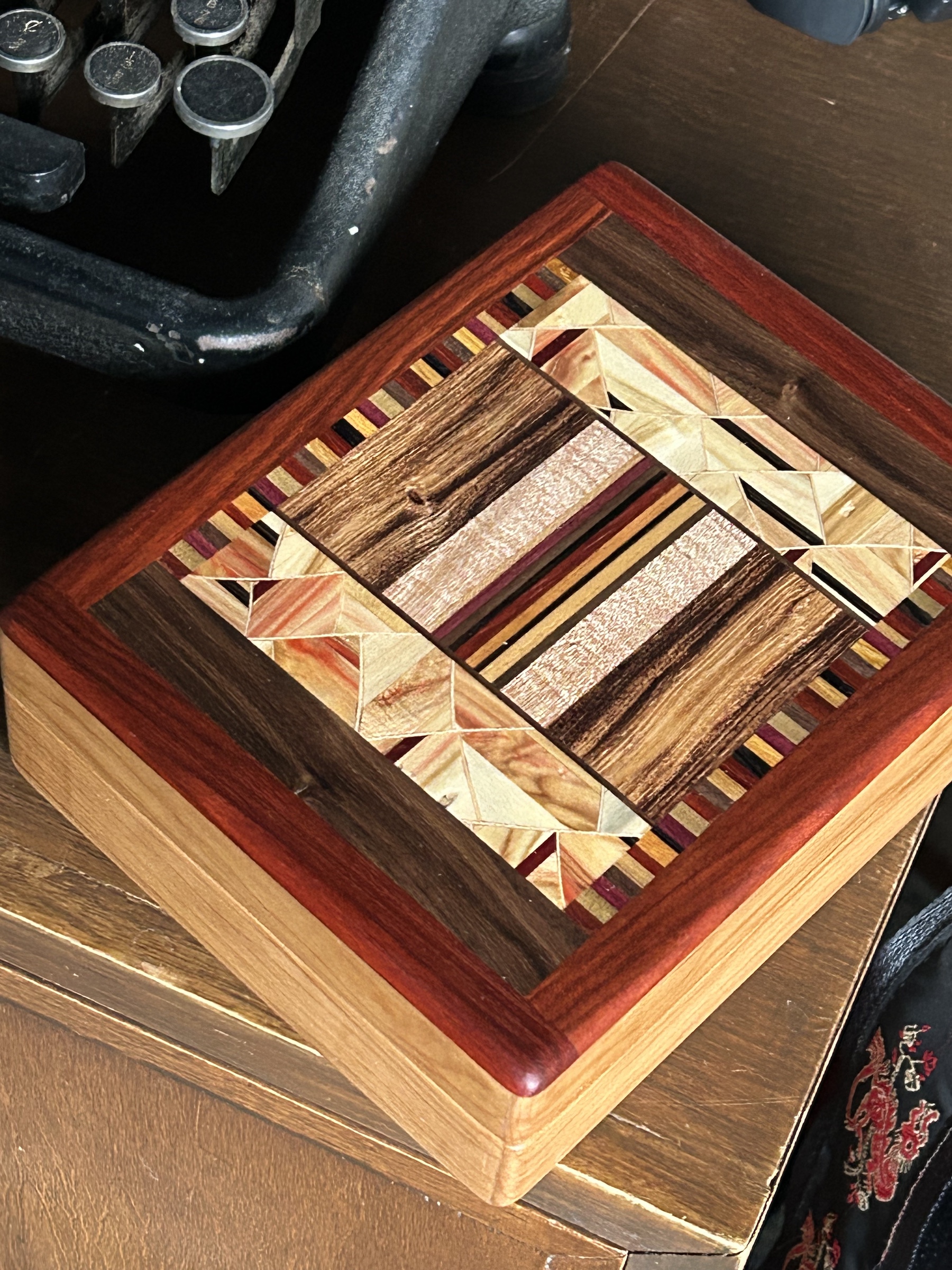 MID Sized Box: Cherry w/ 210 pc top in Bloodwood - Image 5