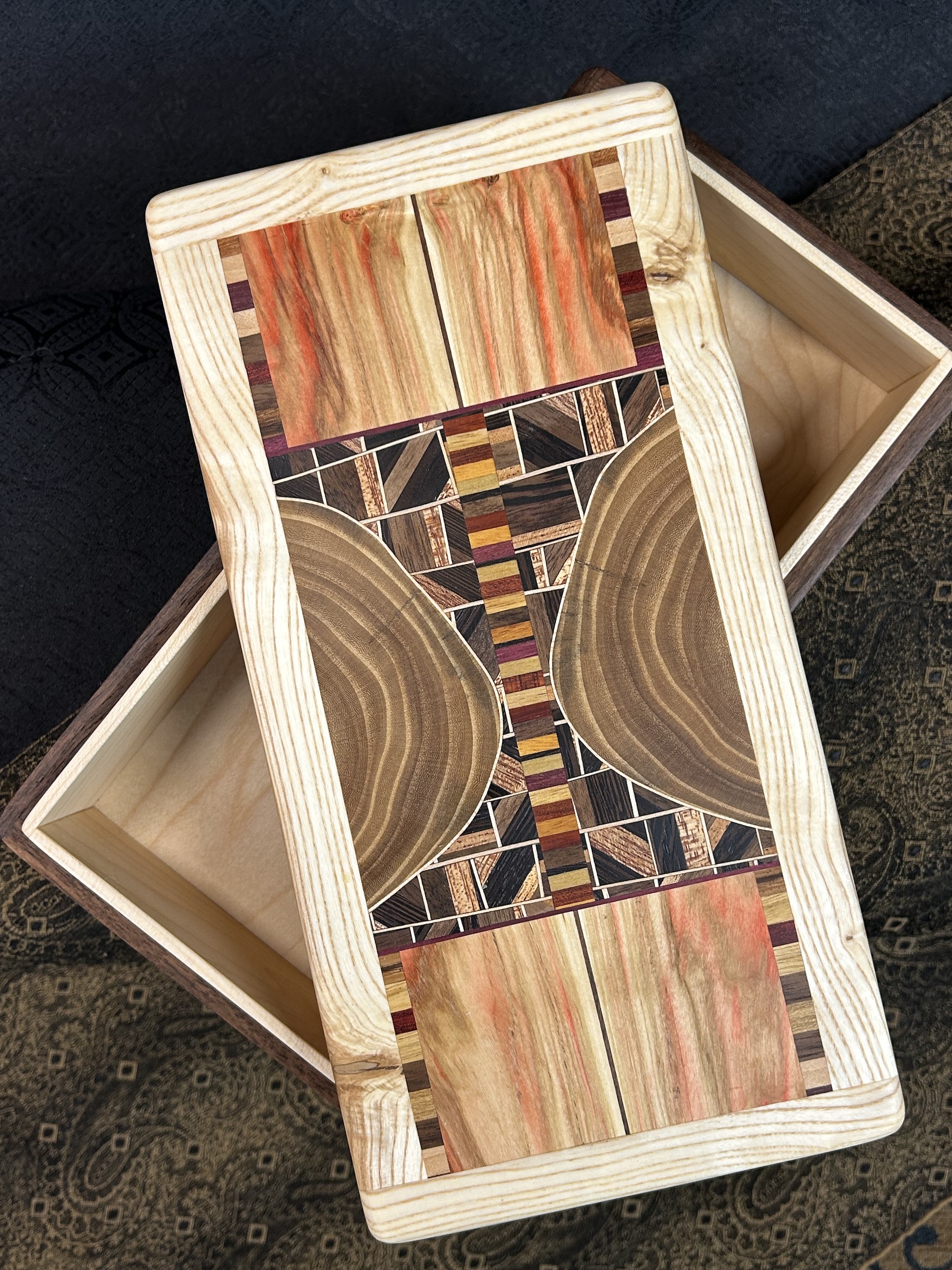 FULL: Walnut with 280-piece Mosaic framed in Ash